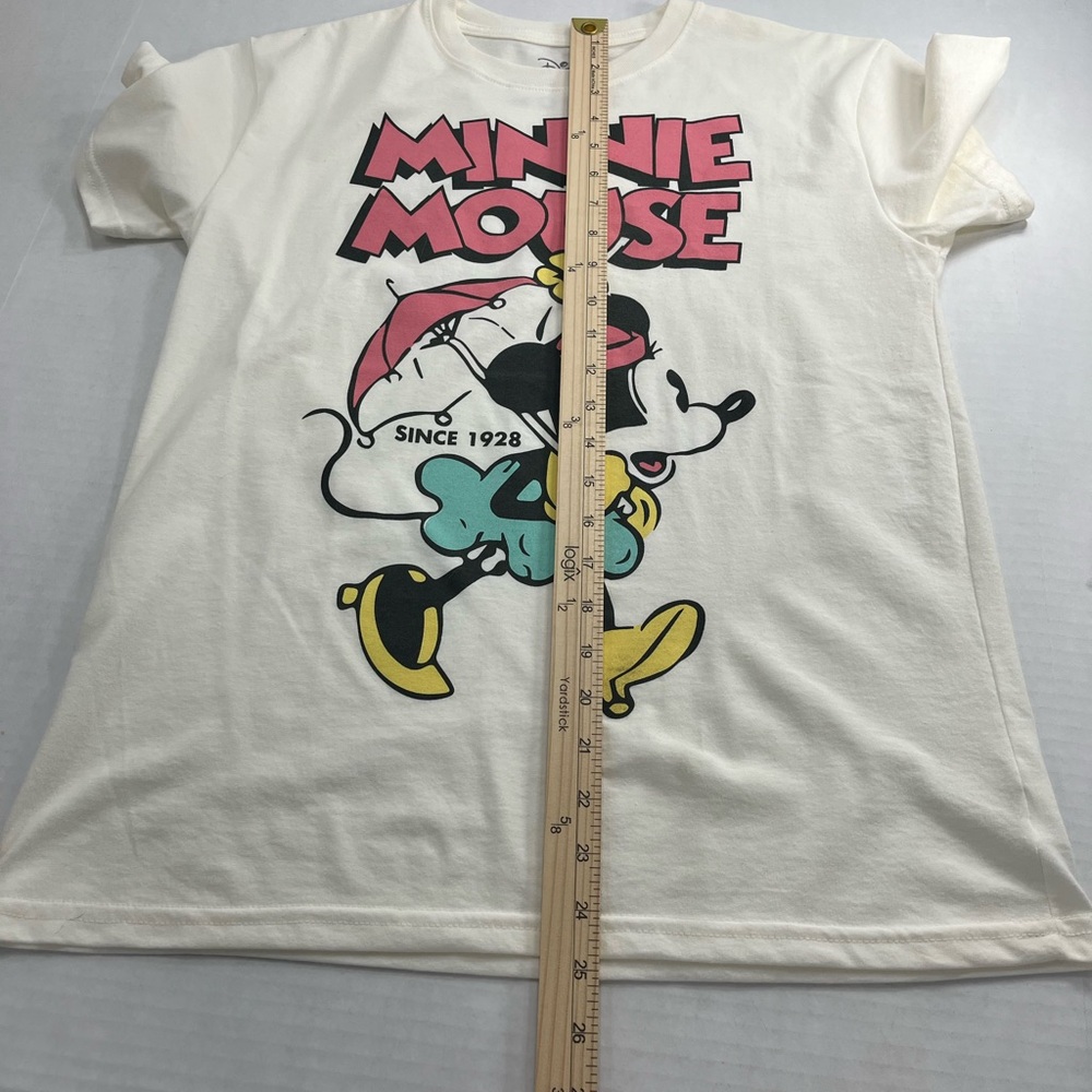 Minnie Mouse tshirt - Picture 9 of 11